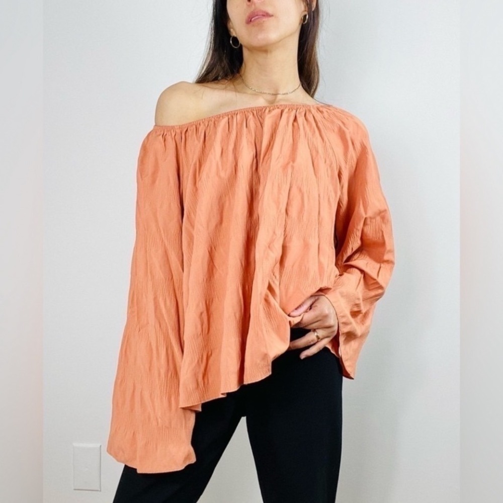 Elizabeth and James All Day Wear Bell Sleeve Orange Off Shoulder Blouse XL